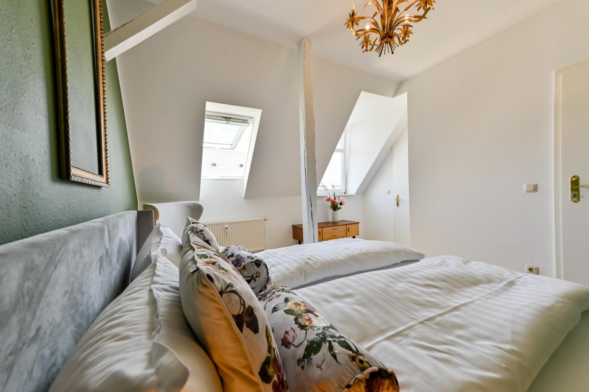 Appartamento Premium Quartier Clara , Karl Und Fritz Auf Dem Kassberg Mit Eigenem Stellplatz Chemnitz Camera foto